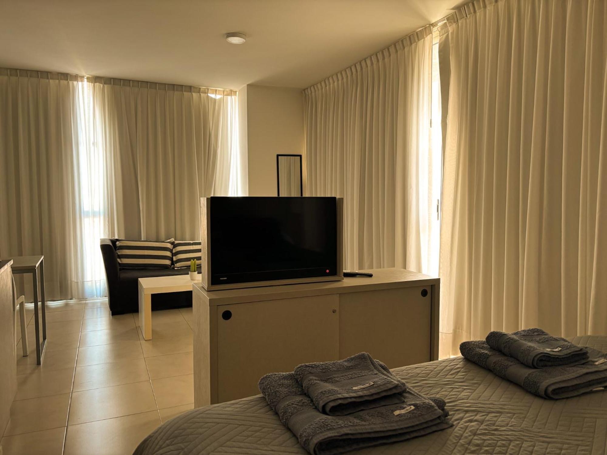 Centrico, Ideal Para Conocer La Ciudad, Vista Panoramica, Con Piscina Y Seguridad 24Hs - Buenos Aires — Photos 3